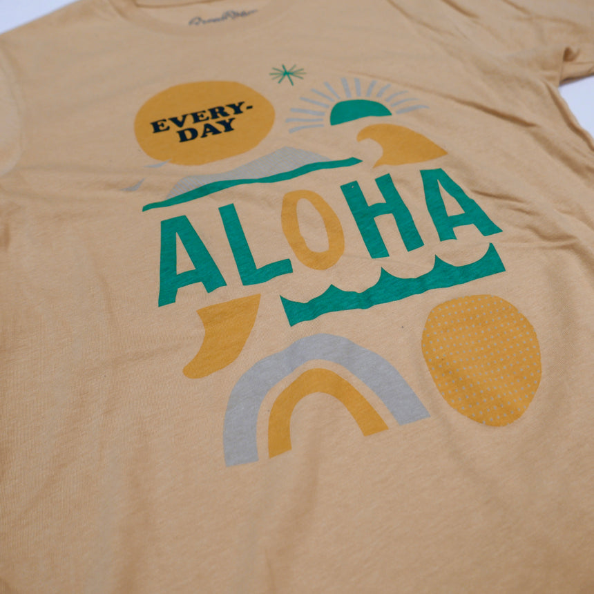 Everyday Aloha x Jeff Canham ユニセックスTシャツ イエロー