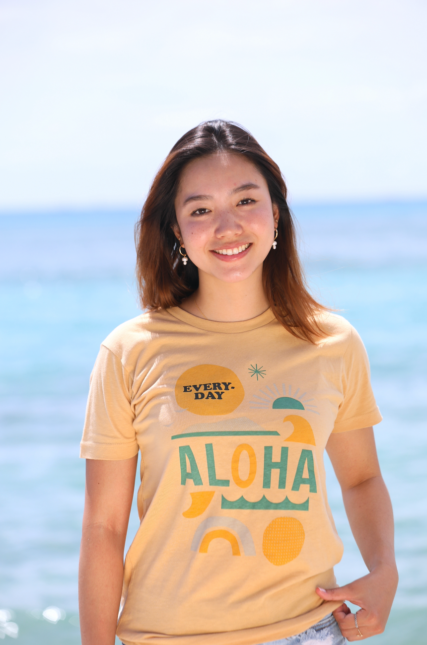 Everyday Aloha x Jeff Canham ユニセックスTシャツ イエロー